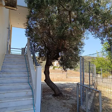 וילה Maria קאטו אלמירי